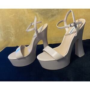 STEVE MADDEN Women's “Blane” Size 9.5M Bone Patent Platform Ankle Strap Heels